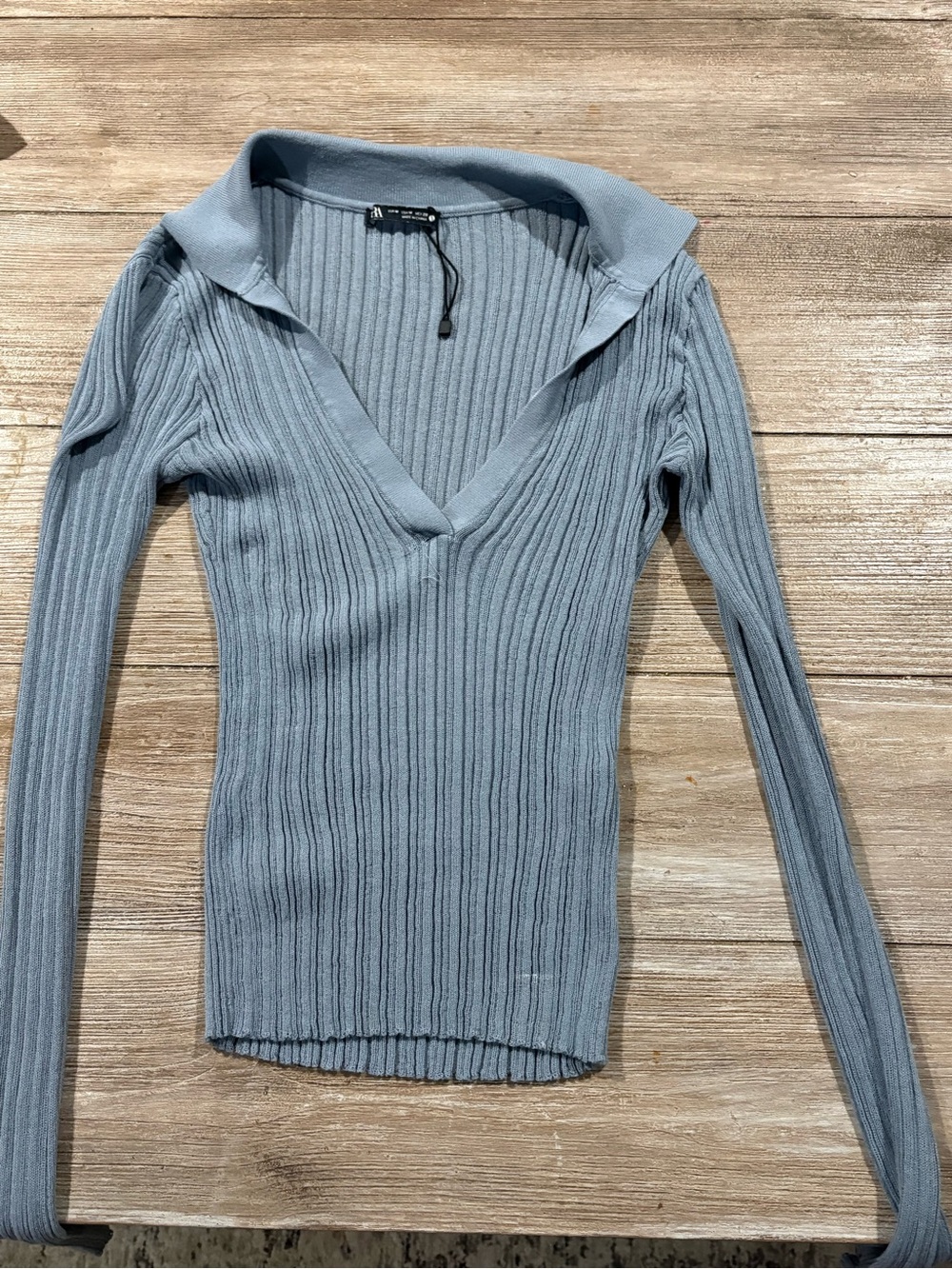 Ribbed V-Neck Long Sleeve Sweater in Light Blue